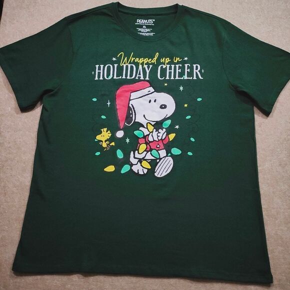Peanuts Festive Snoopy Holiday Christmas T-shirt #G - Picture 2 of 4
